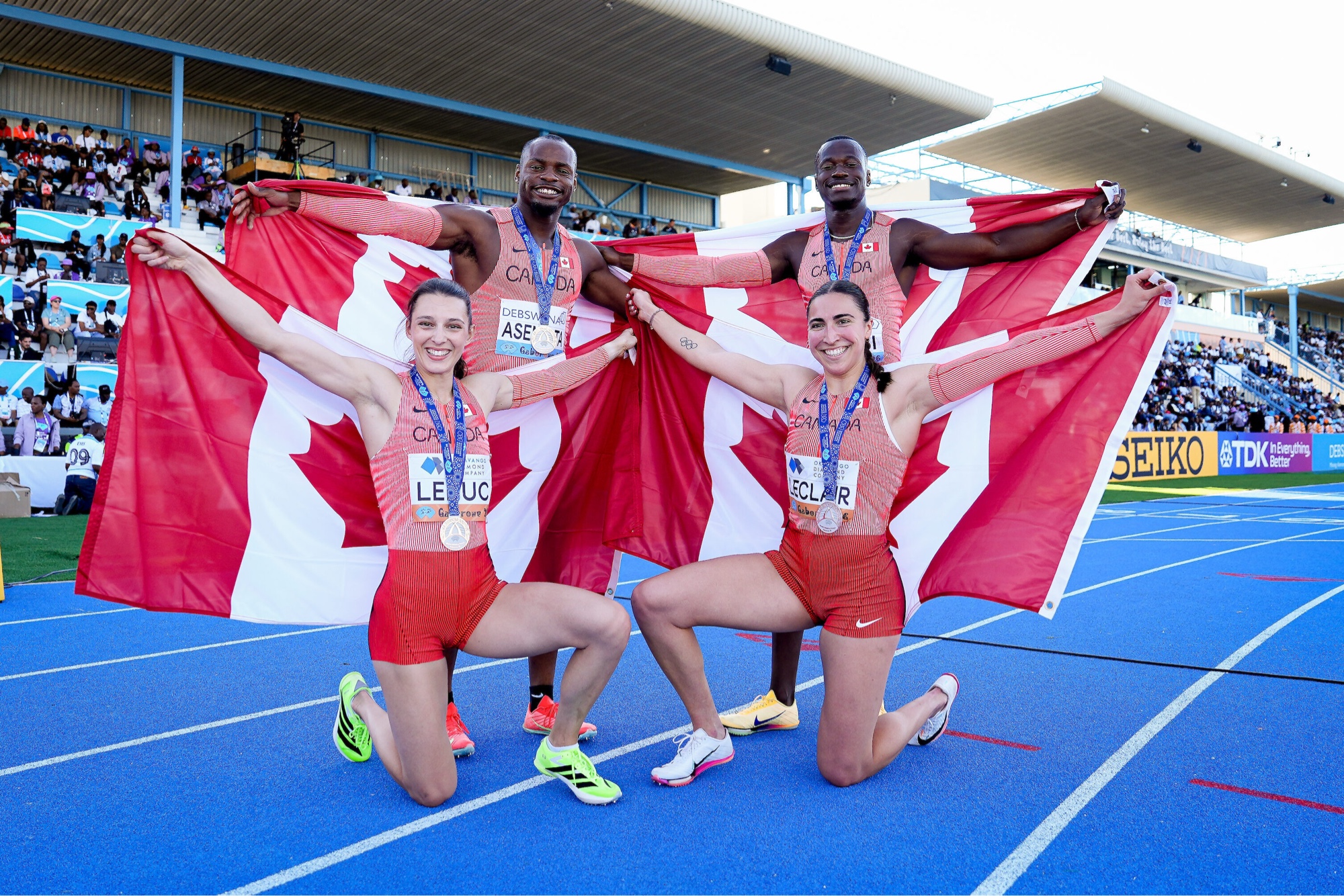 Team Canada - World Relays