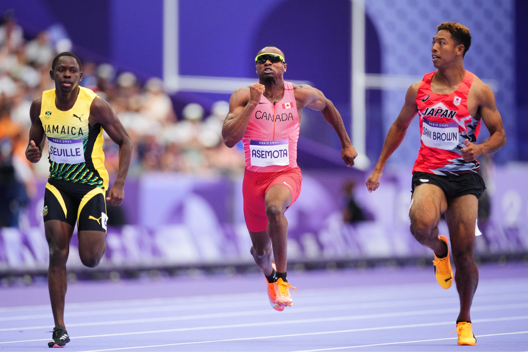 Duan Asemota in lane 5 at the Paris 2024 Olympics 100m heat